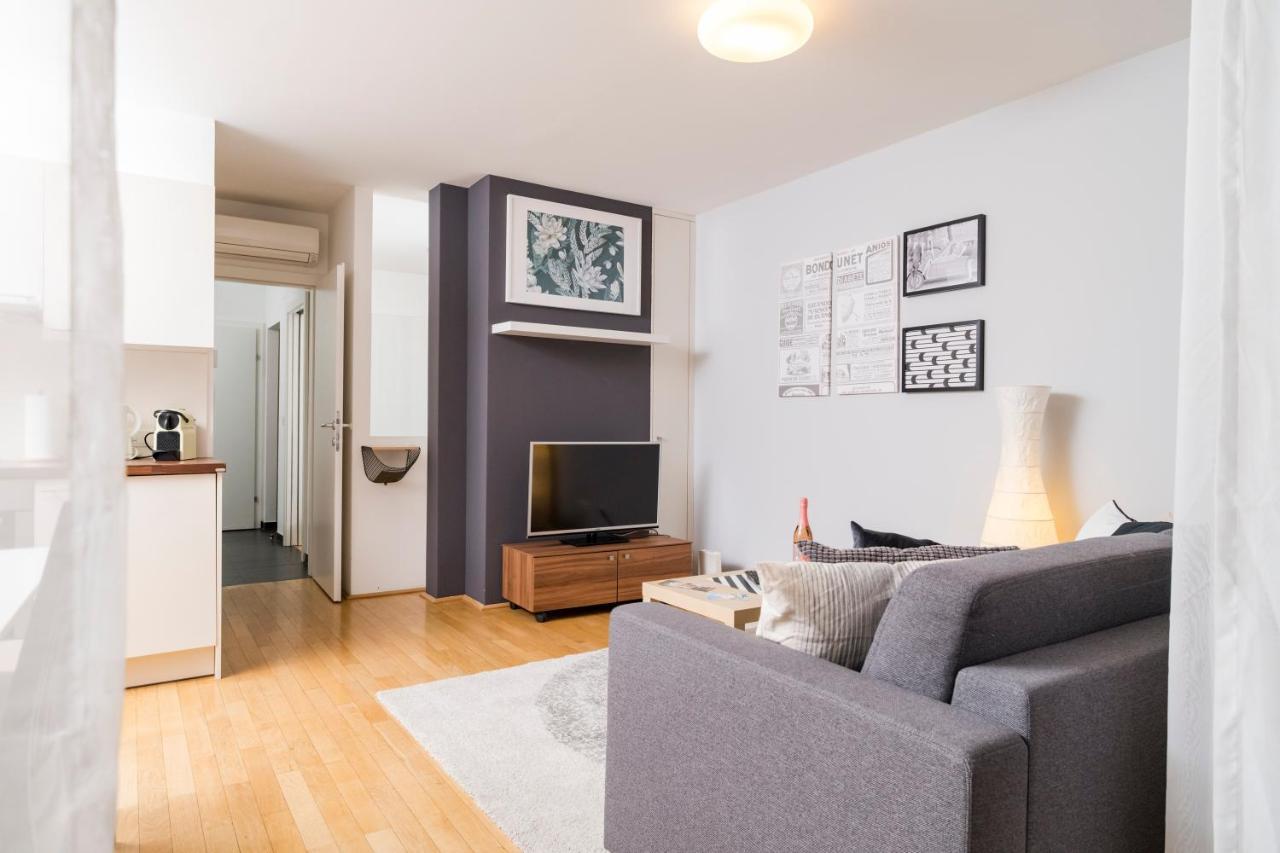 Kaiser Loft By Ichbucheat Wien
